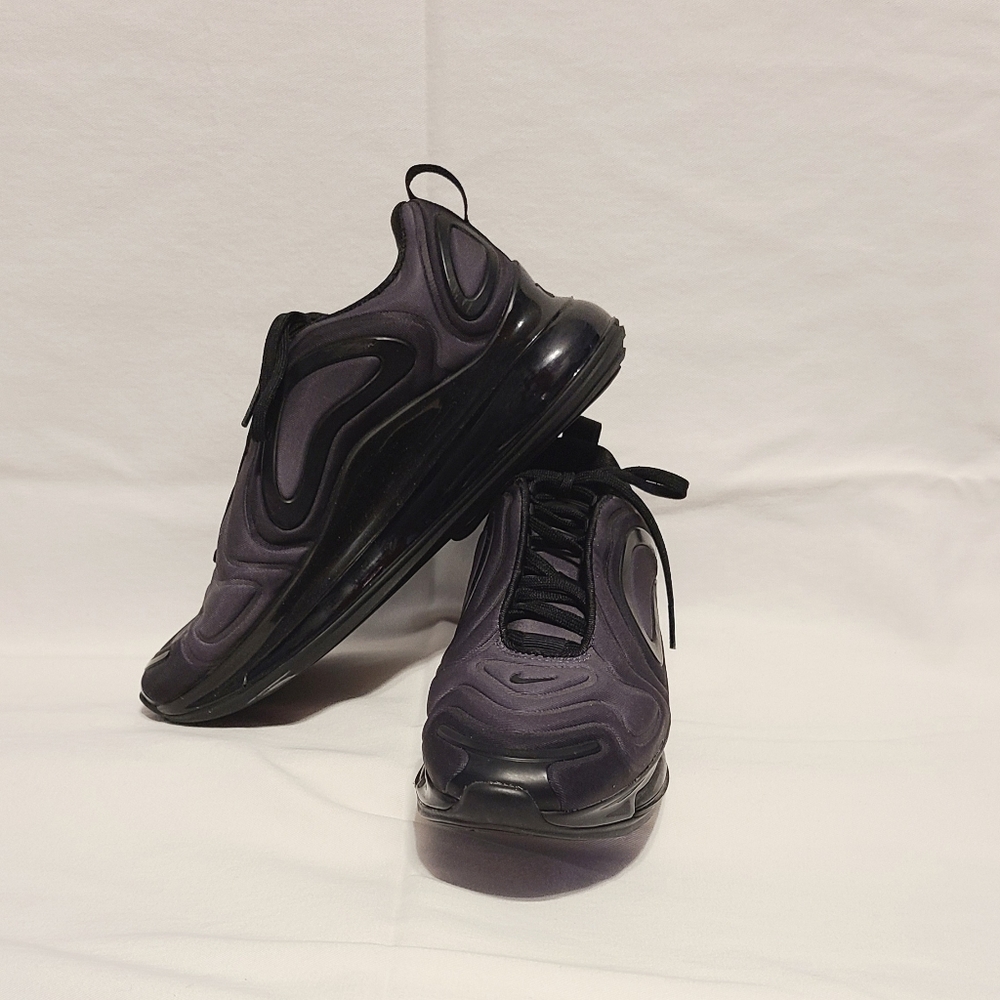 Nike Air Max 720 GS Sneakers Black Youth Size 5
